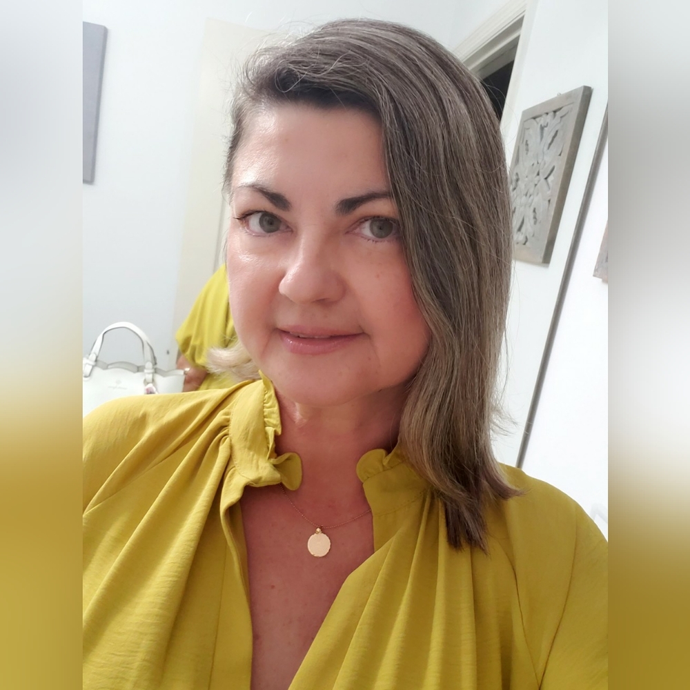 Meet your Posher, Tania